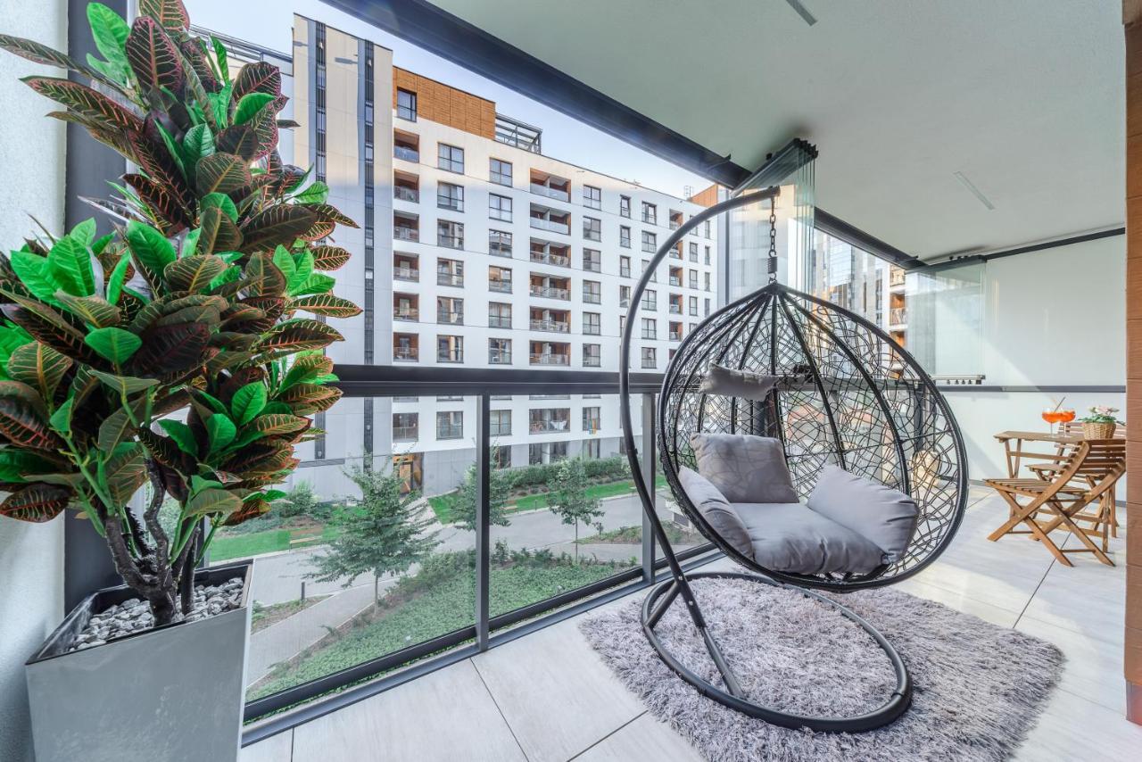 Modern Apartments With Access To The Pool Near Rondo Daszynskiego Station Varšava Exteriér fotografie