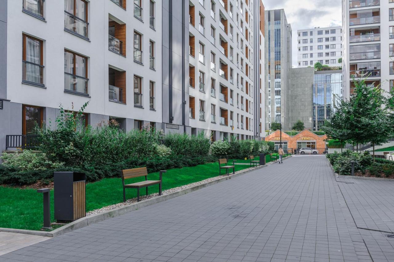 Modern Apartments With Access To The Pool Near Rondo Daszynskiego Station Varšava Exteriér fotografie