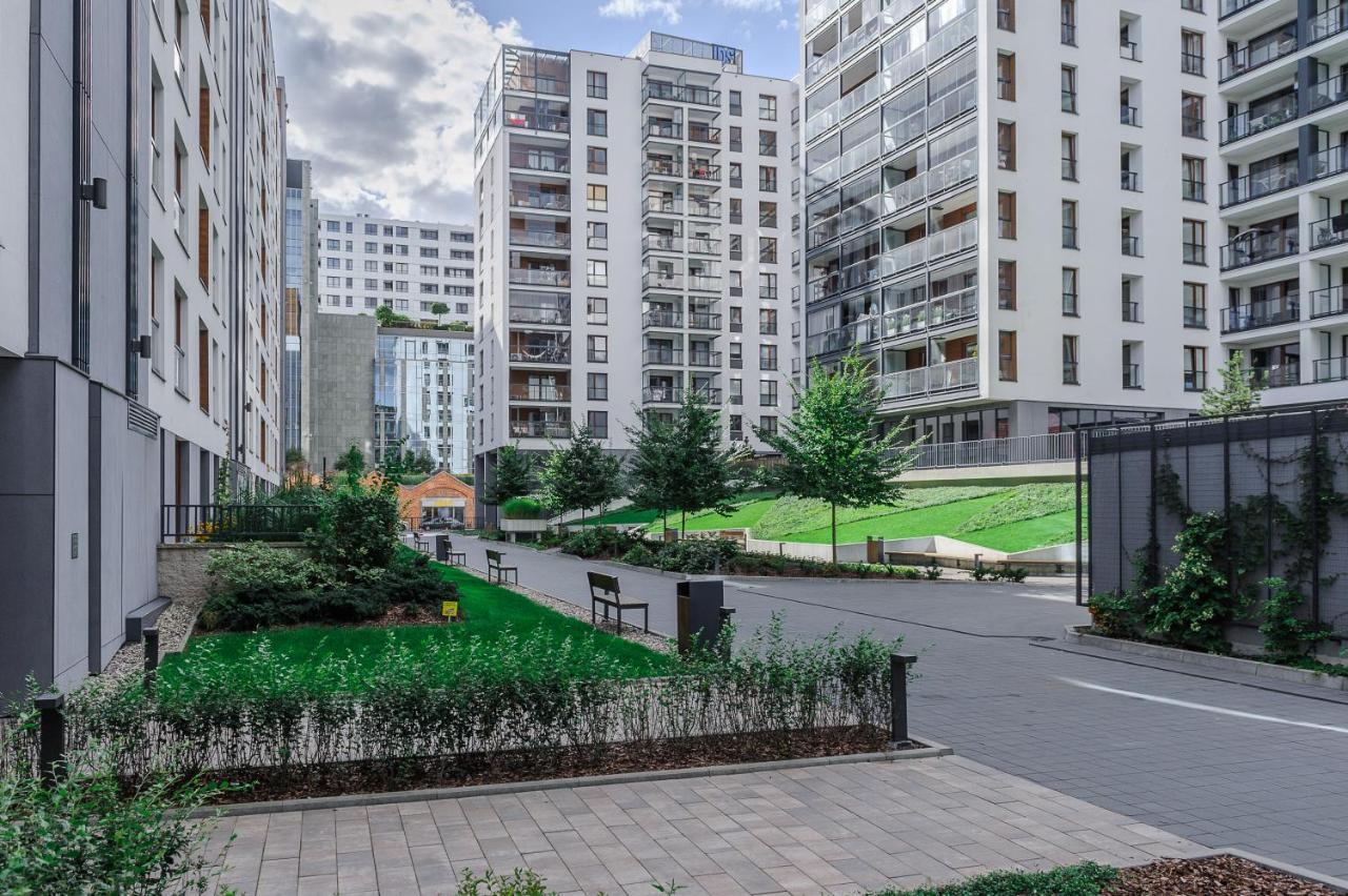 Modern Apartments With Access To The Pool Near Rondo Daszynskiego Station Varšava Exteriér fotografie