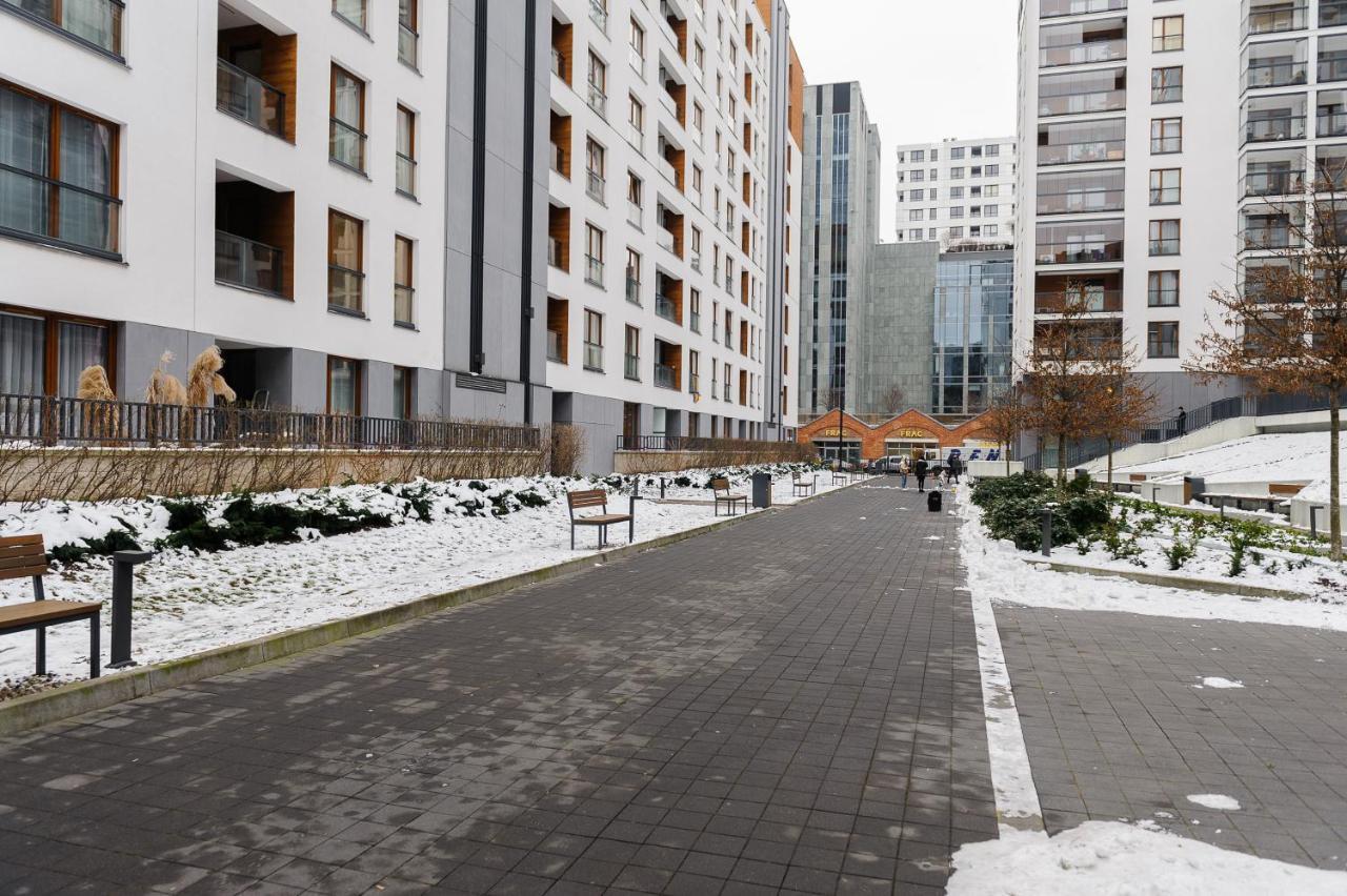Modern Apartments With Access To The Pool Near Rondo Daszynskiego Station Varšava Exteriér fotografie